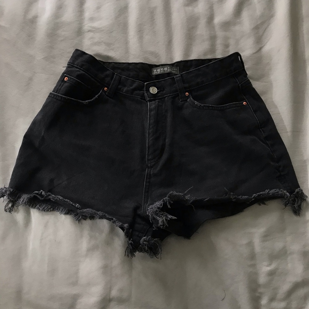BLACK MOM JEAN SHORTS, primark brand,